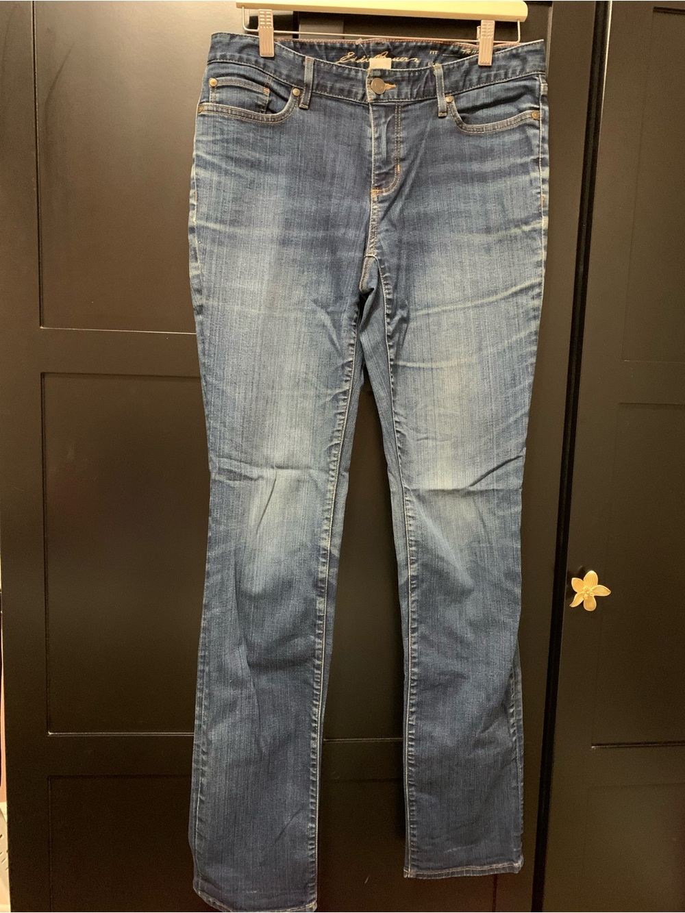 Eddie Bauer Women's Straight Leg Jeans 10 long classic comfy everyday